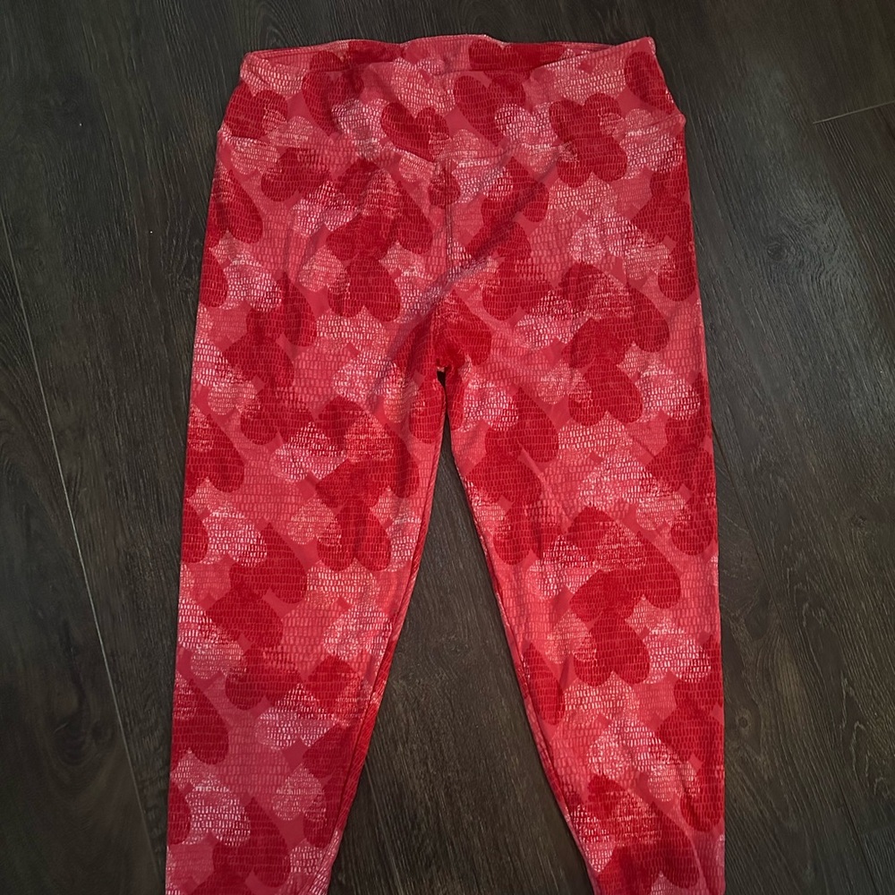 Valentine’s Day leggings